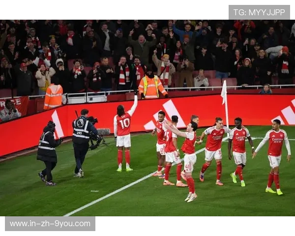 “英超领跑球队开启新一轮攻势”，英超son